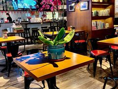 大堂-JINNS锦时 steak&pizza(浸信会礼拜堂旧址店)