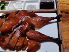 宜良脆皮小刀鸭-老滇山寨•云南特色菜•地方菜•民族风情歌舞表演(金碧店)