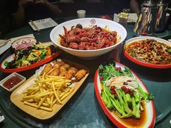 -叶派龙虾•招牌香辣蟹·海鲜(中海国际店)