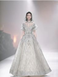 -衣贝姿婚纱礼服馆