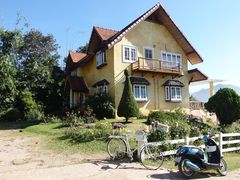 -黄色小屋