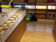 -新华书店(沙坪坝书城店)