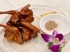 -万山楼海鲜酒家·二十三年老字号