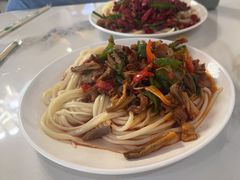 -蘑菇拌面•正宗新疆菜