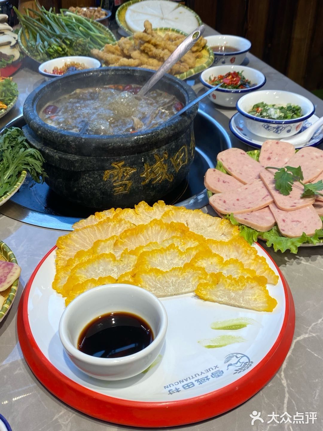 要是来云南没吃它，真的会后悔到拍大腿！走进店里