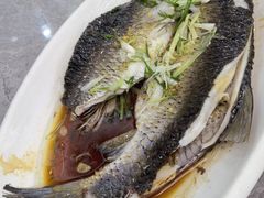 -银峰农庄·特色烧鸡·鲜无花果浸鸡