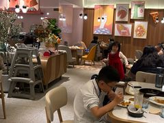 -必胜客(康华路店)