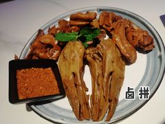 -钳小柒·小龙虾蓝龙王烧烤夜宵(长寿路店)