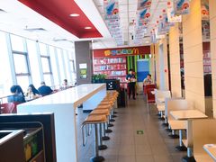 -麦当劳(展览路店)
