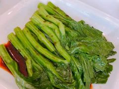 白灼菜心-粤财皇冠假日酒店·彩华轩中餐厅