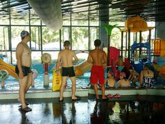 -晋爵会游泳馆(海湾公园店)
