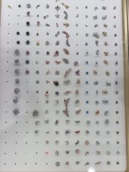-AI艾耳·专业手工耳洞·穿孔美学馆
