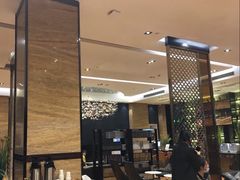 -武汉光谷广场杨家湾地铁站怡程酒店