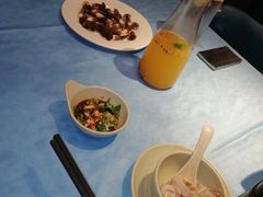 -千岛蚝高压锅生蚝·人参火锅(白云万达店)