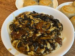 -清真吴记门钉肉饼·喜多利