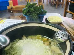 -吉品莞家·鲍鱼鸡煲(东莞店)