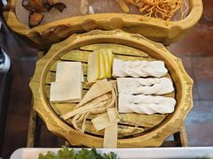 -滇釜火锅·能喝汤的火锅(车公庄店)