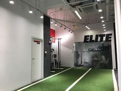 -汗水空间私教健身连锁(SM广场店)
