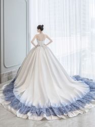 -伯瓷皇后婚纱艺术空间
