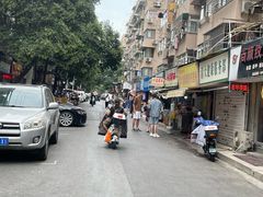 -叶新小吃店(来凤小区总店)