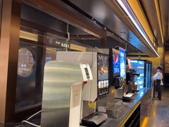 -钱小奴海鲜自助黑金店(杭州滨江龙湖店)