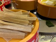 -龍歌自助小火锅(市南金茂湾店)