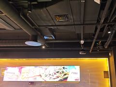 -鸣记脆皮烤鱼·海鲜烤鱼(三八广场店)