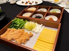 -鲁采LU STYLE(新天地店)