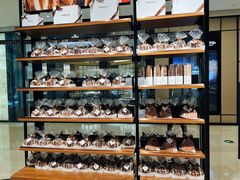 -Laderach 莱德拉(上海环贸iapm店)