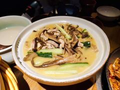 -吃饭皇帝大土家民族菜(正大广场店)