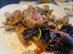 -佰烧海鲜烤肉火锅自助(世茂国际广场店)