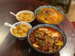 -粉家柳州螺蛳粉(杨宅路店)