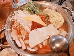 部队火锅-富乐满韩国正宗炸鸡韩国料理(虹泉路店)