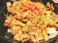 日式小牛盖饭定食-东京爱上大连(中央大道店)
