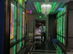 -宝岛甲壳虫KTV(蓝天路店)