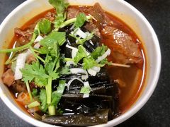 -薛记襄阳香辣牛肉面(平安路店)