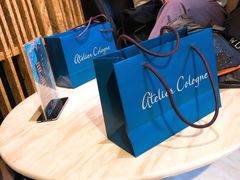 -新华里咖啡书吧(新华书店小寨店)