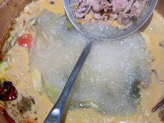 -洱火云南酸菜牛肉火锅(石景山当代商城店)