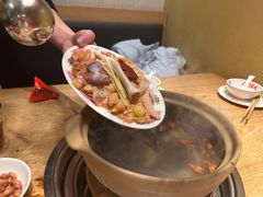 -邹开喜·炭炉鸡煲·海鲜火锅(虹口足球场店)