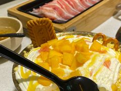 -老房老舍重庆火锅(假日城市店)