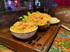 菠萝海鲜炒饭-小娘惹厨房Little Nyonya(狮城有约上榜店)