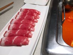 -海底捞火锅鲜切牛肉主题店(长寿路店)