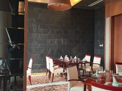 -粤尚腾香居中餐厅(首都机场希尔顿店)