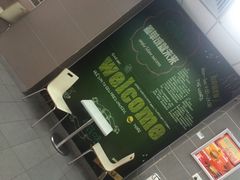 -华莱士·全鸡汉堡(虎门龙眼广场店)