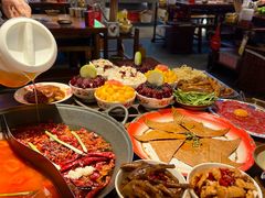 -萍姐火锅·公路夜市(武汉首店)