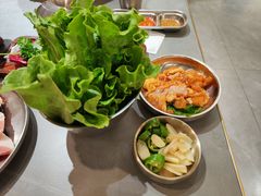 -围炉肉舍•炭烤活鳗•丹东海鲜烤肉(步行街店)