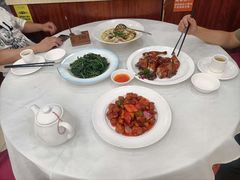 -天鲜阁·海鲜粤菜·33年老字号(石槎白云站店)