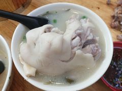 -雷祖芳老妈蹄花店