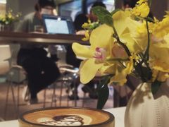 -潮一不贰·法式甜品·生日蛋糕·西式简餐(外滩店)