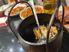 -川流不息·地道川菜·小龙虾(新松江路店)